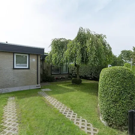 Lovely Bunglow With Patio By Belvilla Sint Maartensvlotbrug