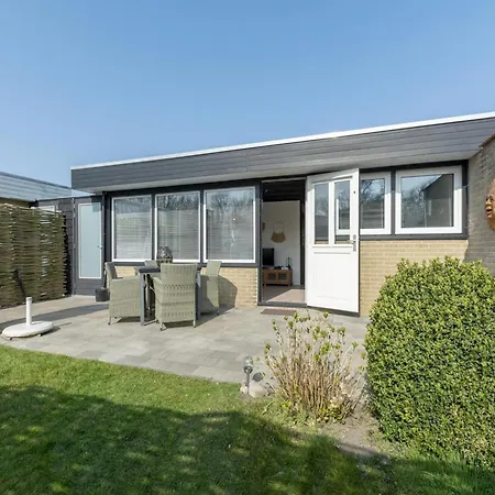 Lovely Bunglow With Patio By Belvilla Holiday home *