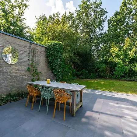 Duinland 190, 5-guest With Garden