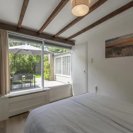 Lovely Bunglow With Patio By Belvilla Holiday home