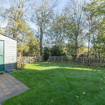 Lovely Bunglow With Patio By Belvilla Holiday home Sint Maartensvlotbrug