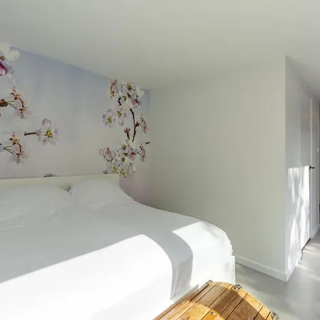 Lovely Bunglow With Patio By Belvilla Holiday home Sint Maartensvlotbrug