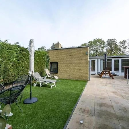 Lovely Bunglow With Patio By Belvilla Holiday home Sint Maartensvlotbrug
