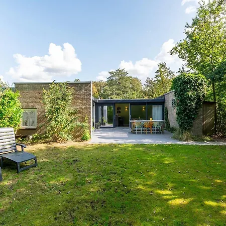 Dom wakacyjny Duinland 190, 5-guest With Garden Sint Maartensvlotbrug