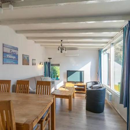 Duinland 190, 5-guest With Garden