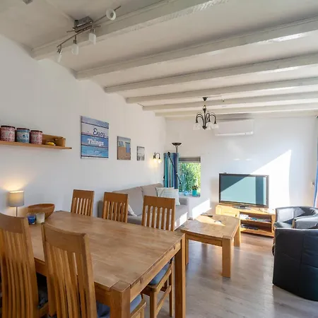 Dom wakacyjny Duinland 190, 5-guest With Garden Sint Maartensvlotbrug