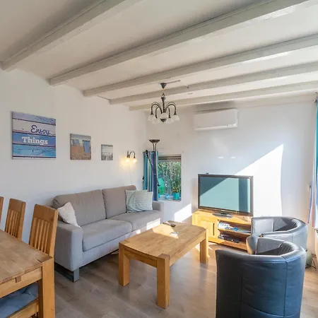 Duinland 190, 5-guest With Garden *