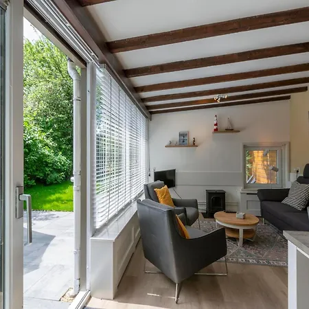 Dom wakacyjny Duinland 190, 5-guest With Garden Sint Maartensvlotbrug