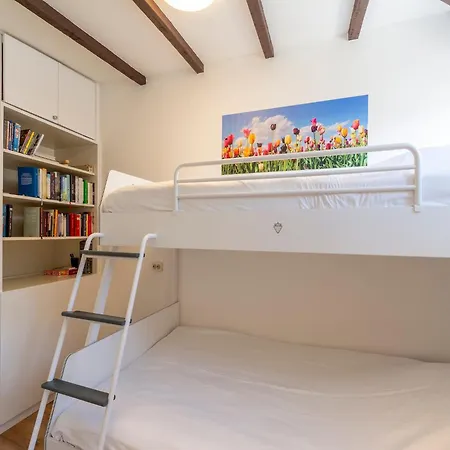 Duinland 190, 5-guest With Garden Sint Maartensvlotbrug